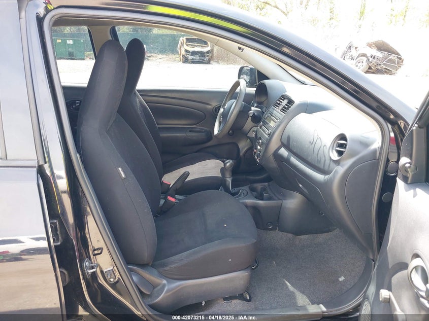 2015 NISSAN VERSA 1.6 S - 3N1CN7AP6FL810766