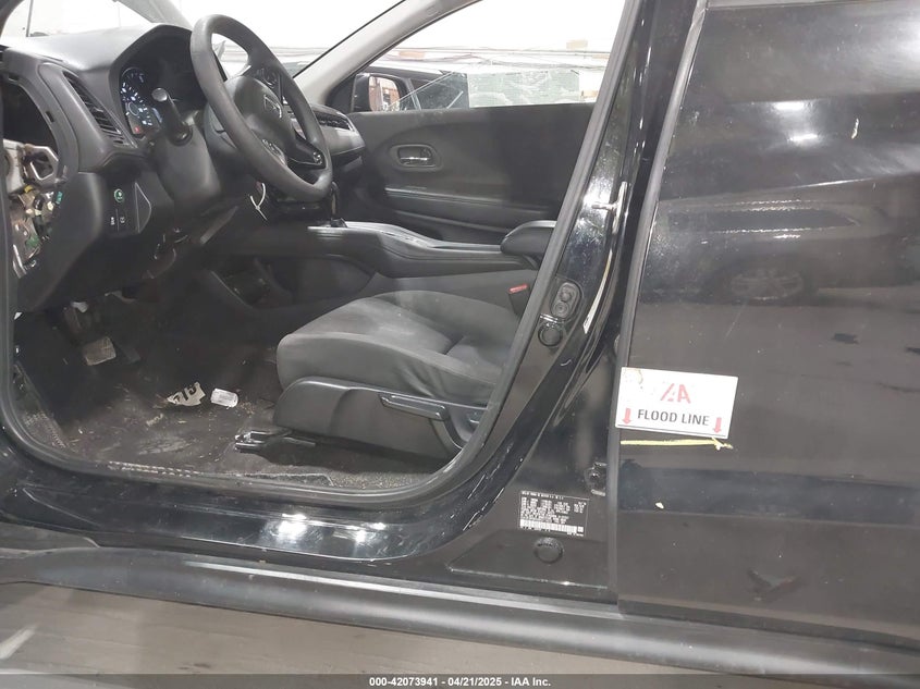 2019 HONDA HR-V VIN: 3CZRU6H38KG713332