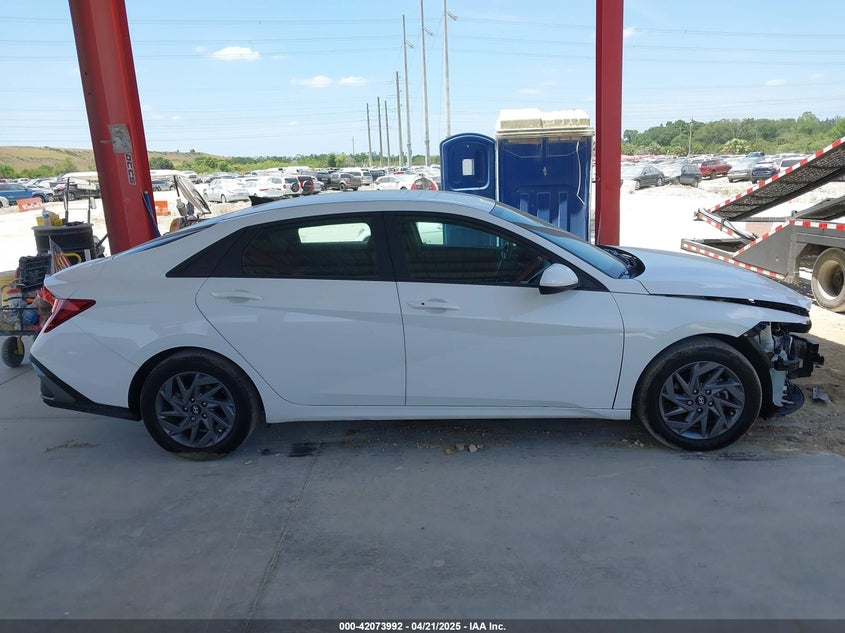 2024 HYUNDAI ELANTRA SEL - KMHLM4DG3RU637174