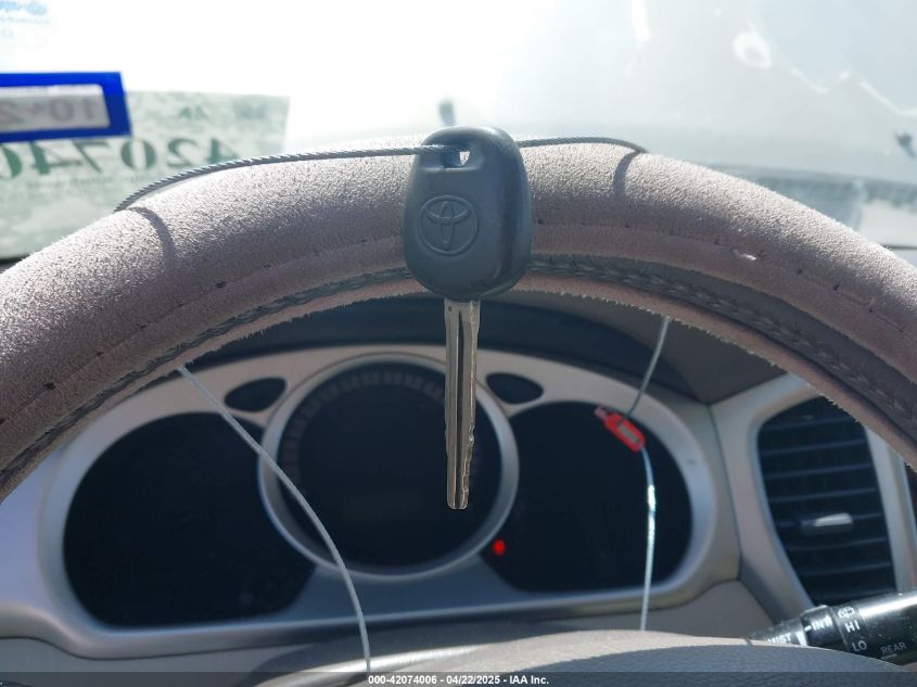 2007 Toyota Highlander Hybrid Limited V6 VIN: JTEDW21A070019124 Lot: 42074006