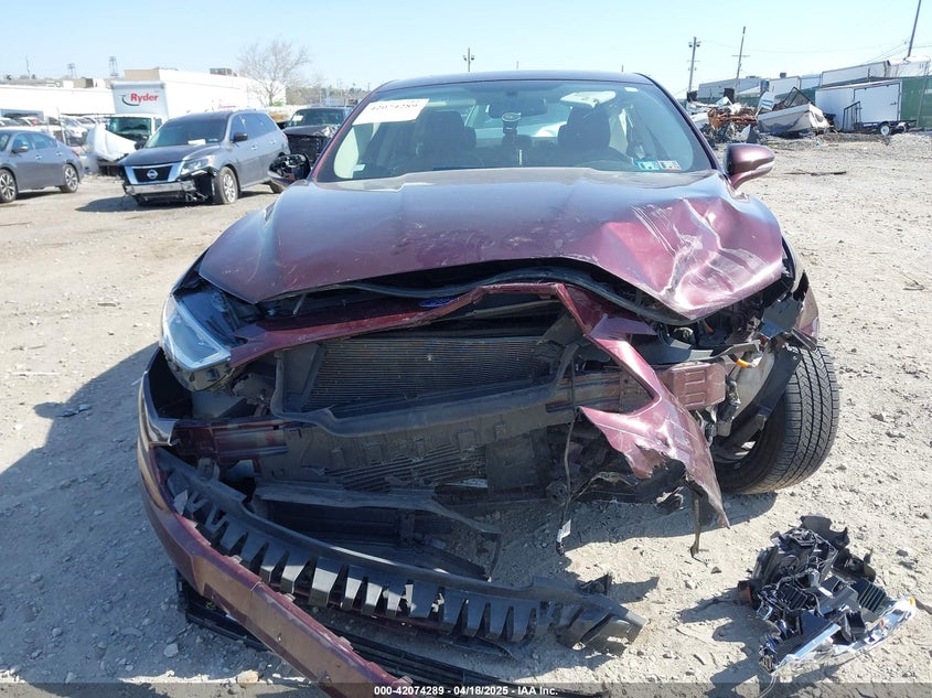 2018 FORD FUSION ENERGI VIN: 3FA6P0PU0JR105997