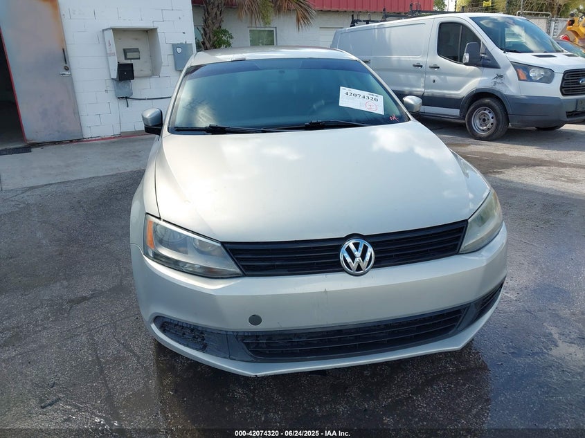 2011 Volkswagen Jetta 2.5L Se VIN: 3VWDX7AJ0BM338394 Lot: 42074320