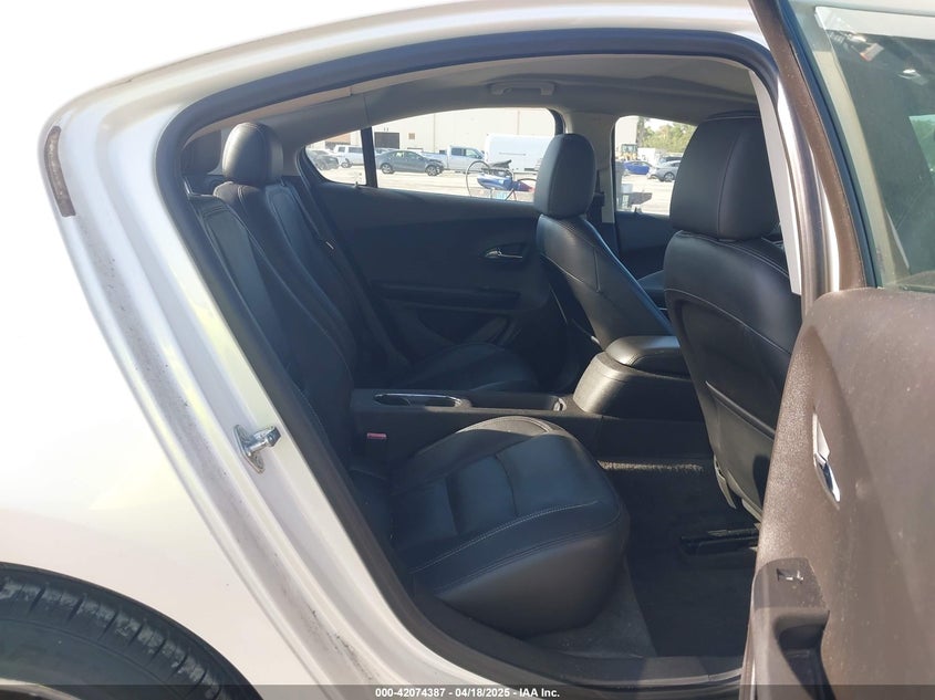 2012 CHEVROLET VOLT VIN: 1G1RD6E41CU122060