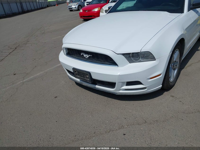 2014 FORD MUSTANG VIN: 1ZVBP8AMXE5245688