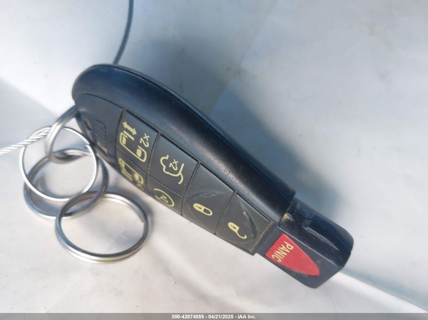 2014 Chrysler Town & Country Limited VIN: 2C4RC1GG4ER374342 Lot: 42074859