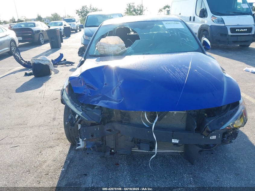 2023 HYUNDAI ELANTRA VIN: KMHLP4AG9PU607976