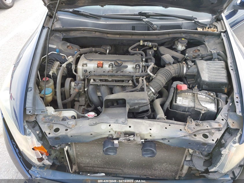 2011 HONDA ACCORD VIN: 1HGCP2F45BA150005