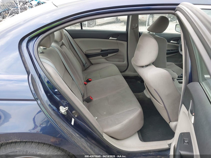 2011 HONDA ACCORD VIN: 1HGCP2F45BA150005