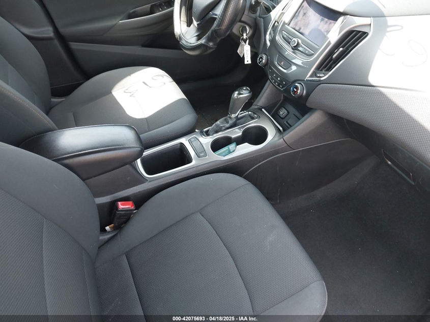 2019 CHEVROLET CRUZE VIN: 1G1BC5SM0K7133972