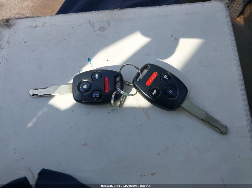 2012 HONDA CIVIC VIN: 2HGFB2F58CH565777