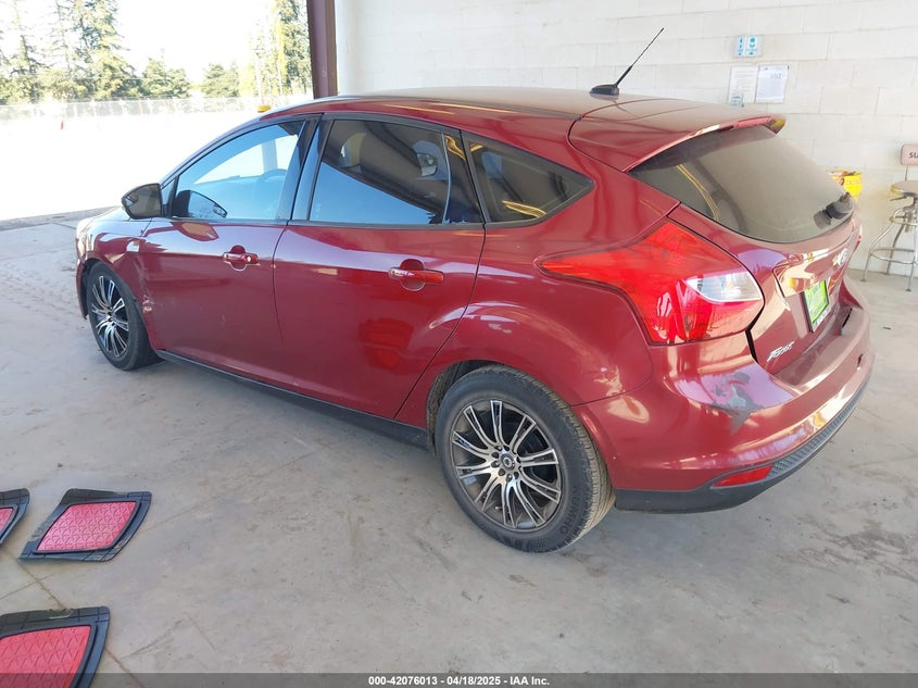 2014 FORD FOCUS VIN: 1FADP3K20EL325286