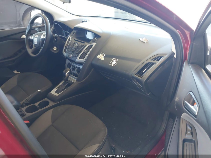 2014 FORD FOCUS VIN: 1FADP3K20EL325286