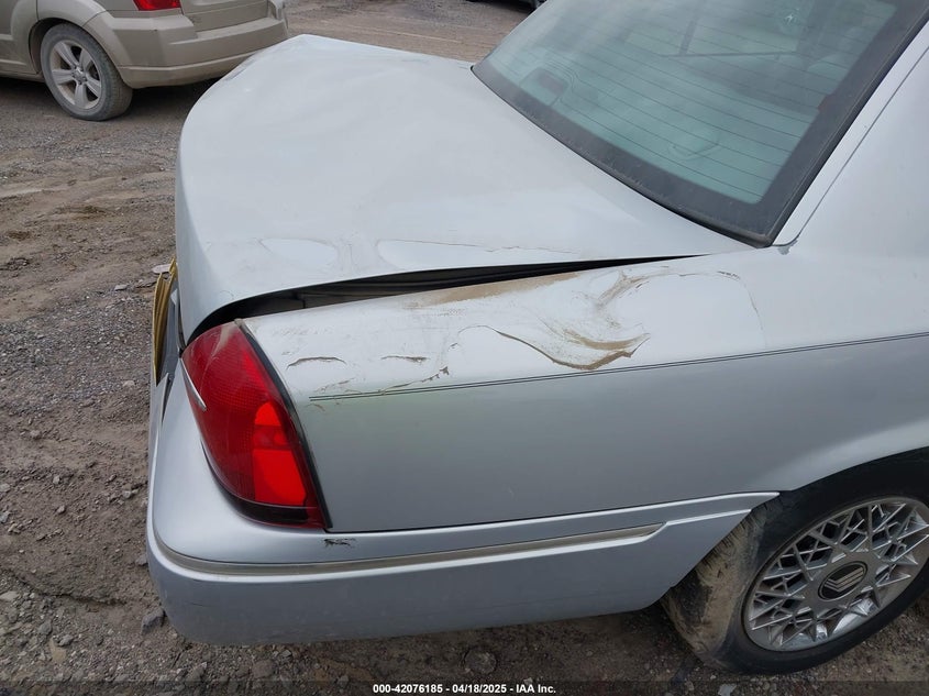 2002 Mercury Grand Marquis Gs VIN: 2MEFM74W92X660739 Lot: 42076185