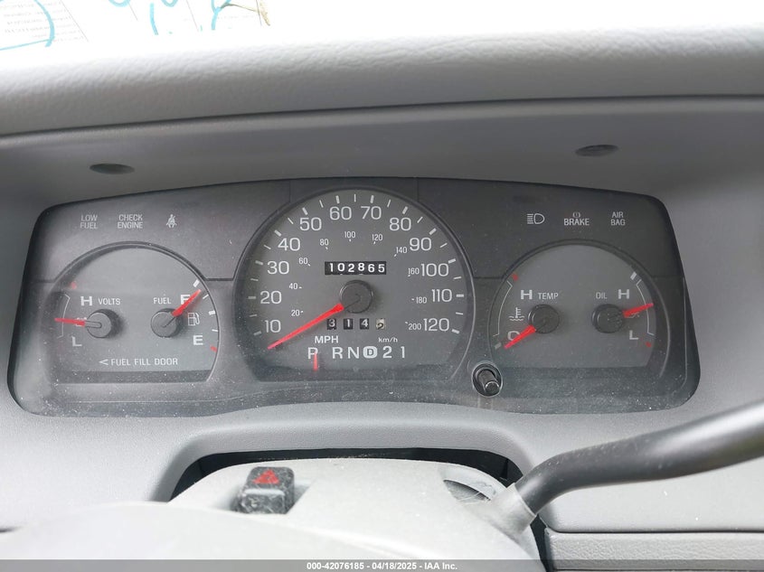 2002 Mercury Grand Marquis Gs VIN: 2MEFM74W92X660739 Lot: 42076185