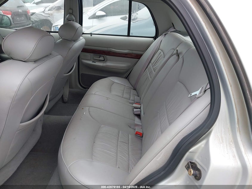 2002 Mercury Grand Marquis Gs VIN: 2MEFM74W92X660739 Lot: 42076185