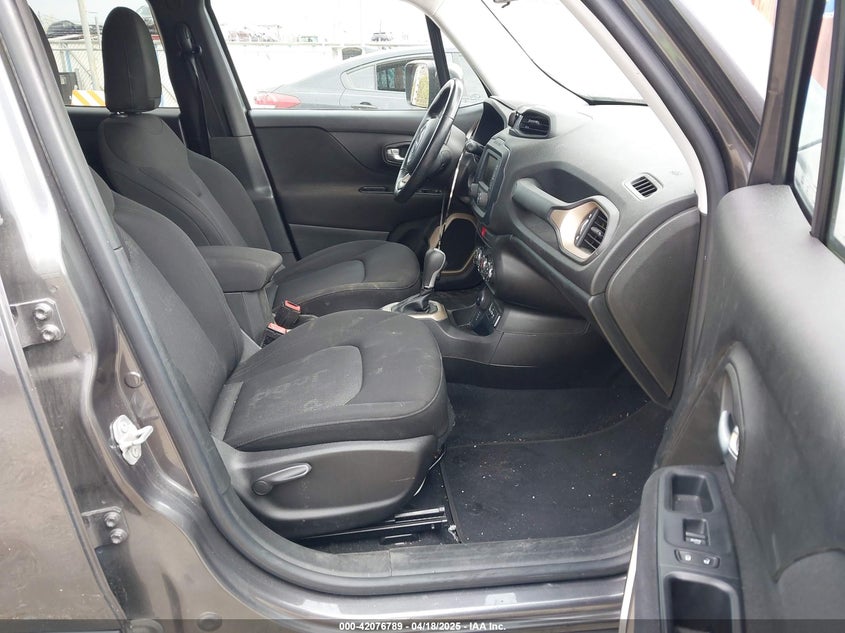 2017 JEEP RENEGADE LATITUDE 4X4 - ZACCJBBB0HPE88196