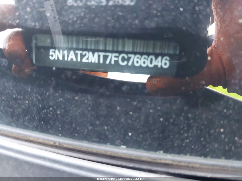 2015 NISSAN ROGUE SL - 5N1AT2MT7FC766046