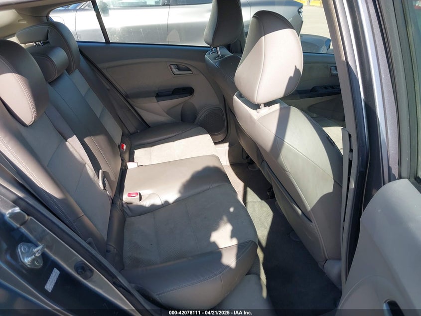 2013 HONDA INSIGHT VIN: JHMZE2H75DS006066