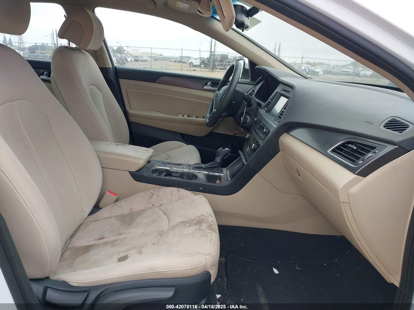 2017 HYUNDAI SONATA VIN: 5NPE34AFXHH450678
