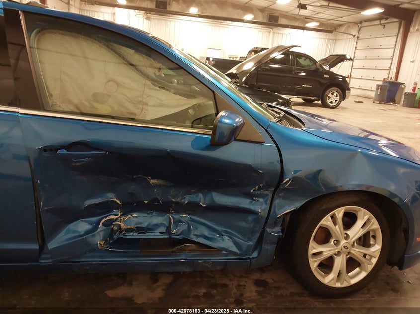2012 FORD FUSION VIN: 3FAHP0HA8CR420451