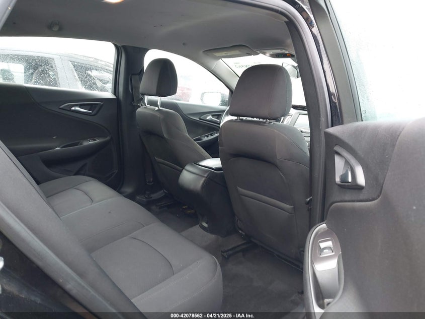 2018 CHEVROLET MALIBU VIN: 1G1ZB5STXJF242081