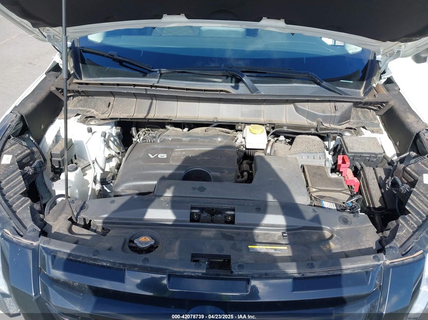 2022 NISSAN PATHFINDER SV 2WD - 5N1DR3BA5NC216393