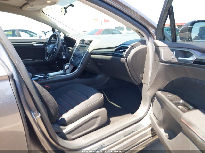 2013 FORD FUSION VIN: 3FA6P0HR8DR267827