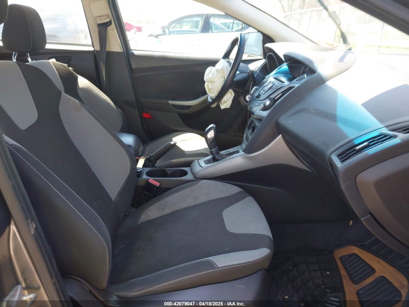 2012 FORD FOCUS VIN: 1FAHP3F25CL335319
