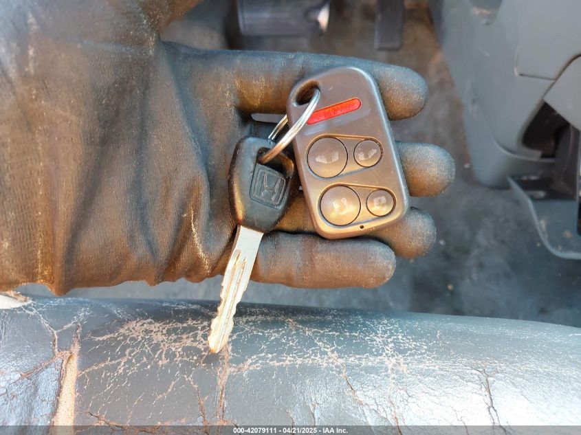 2002 Honda Odyssey Ex-L VIN: 5FNRL18072B029461 Lot: 42079111