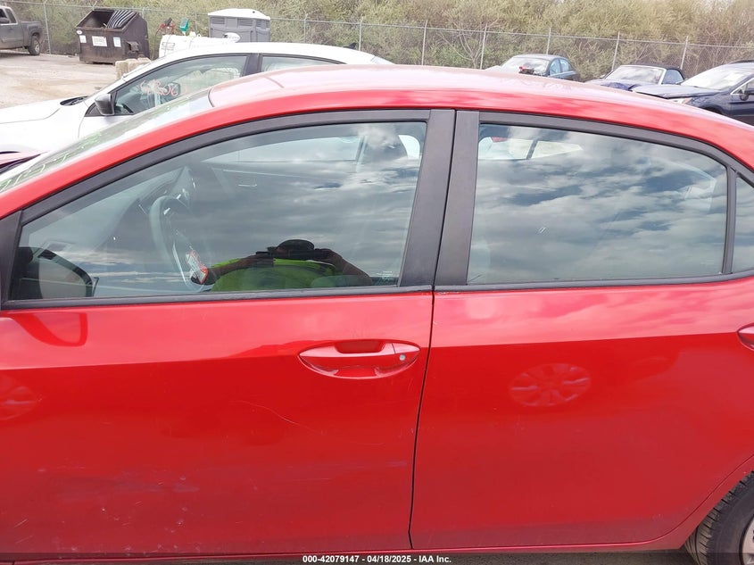 2017 TOYOTA COROLLA LE - 5YFBURHE9HP625869