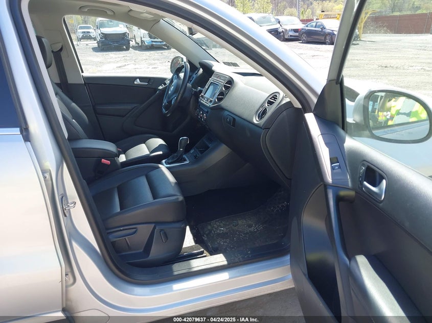 2016 VOLKSWAGEN TIGUAN S/SE/SEL/R-LINE - WVGBV7AX5GW505307