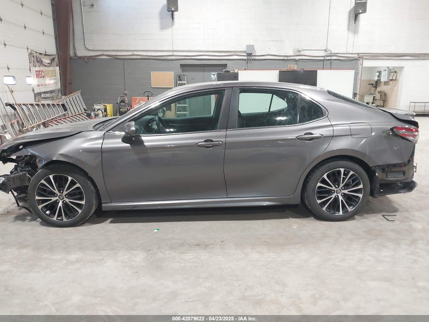 2018 TOYOTA CAMRY L/LE/XLE/SE/XSE - 4T1B11HK9JU010694