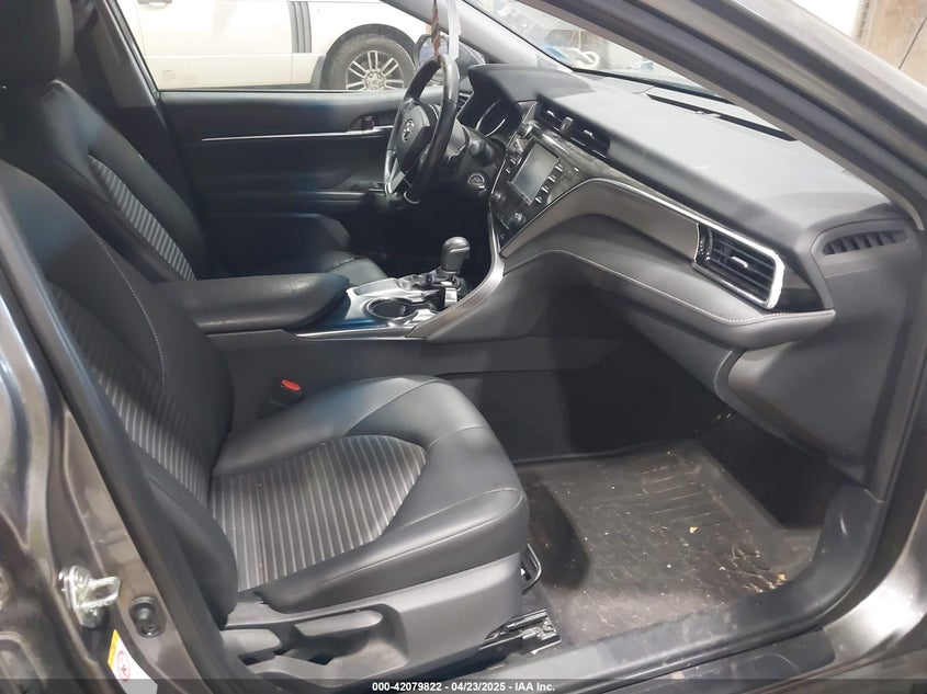 2018 TOYOTA CAMRY L/LE/XLE/SE/XSE - 4T1B11HK9JU010694