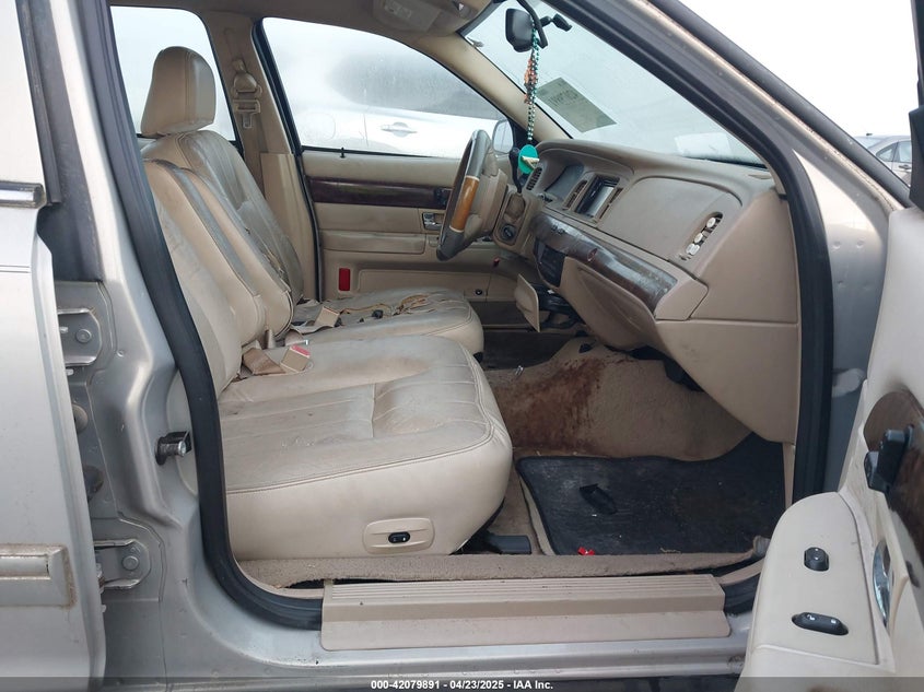 2008 MERCURY GRAND MARQUIS VIN: 2MEFM75V38X661481