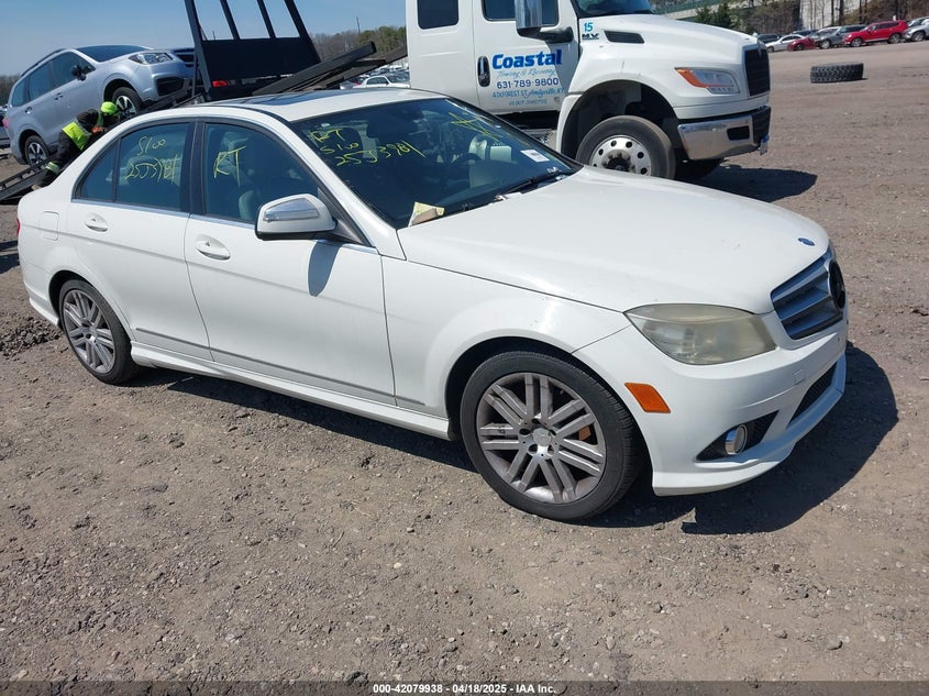 2008 Mercedes-Benz C 300 Luxury 4Matic/Sport 4Matic white sedan gasoline WDDGF81X68F062900 photo #1