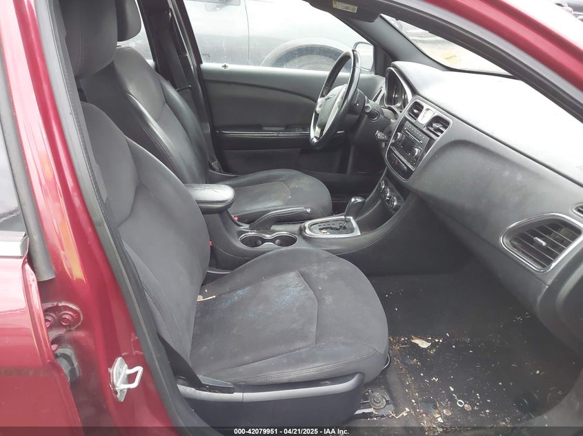 2012 CHRYSLER 200 VIN: 1C3CCBBB4CN278121