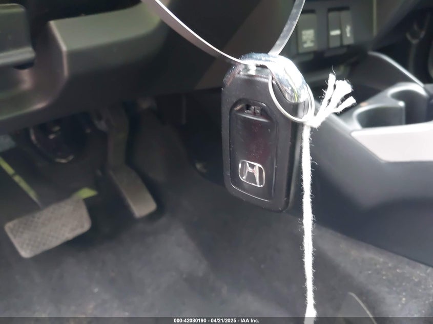 2015 HONDA FIT VIN: 3HGGK5H81FM756461
