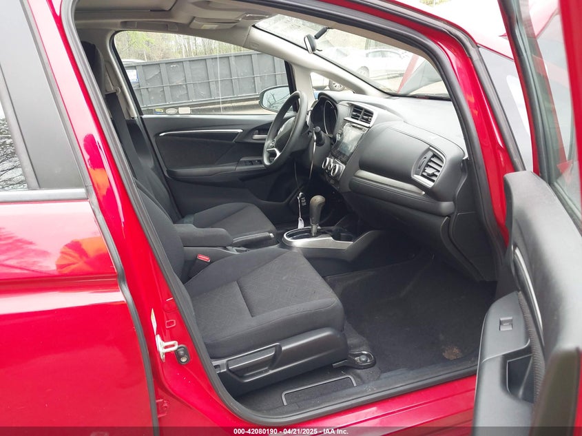 2015 HONDA FIT VIN: 3HGGK5H81FM756461