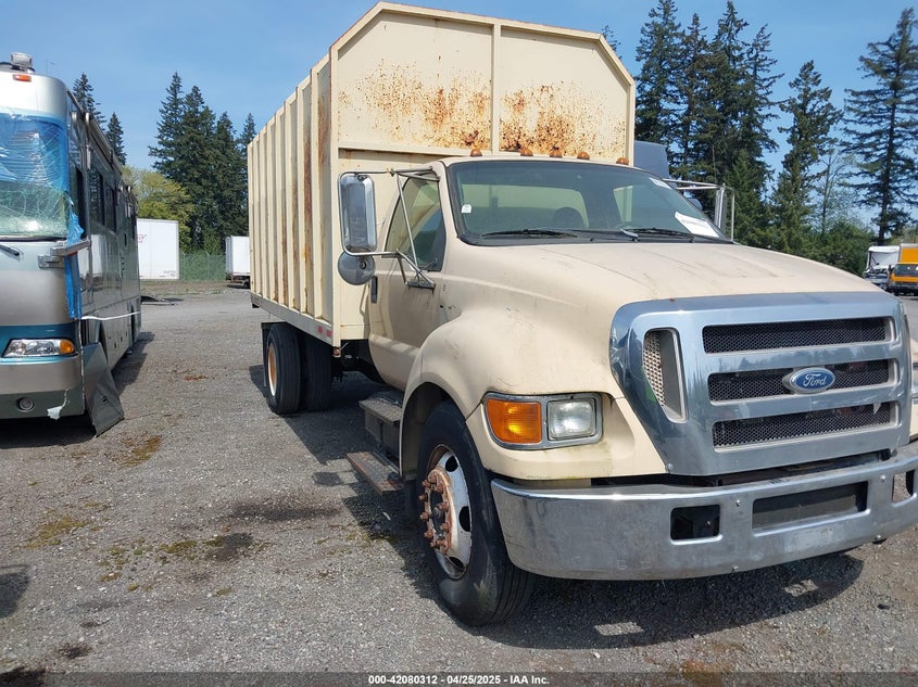 2005 FORD F-650 XL/XLT