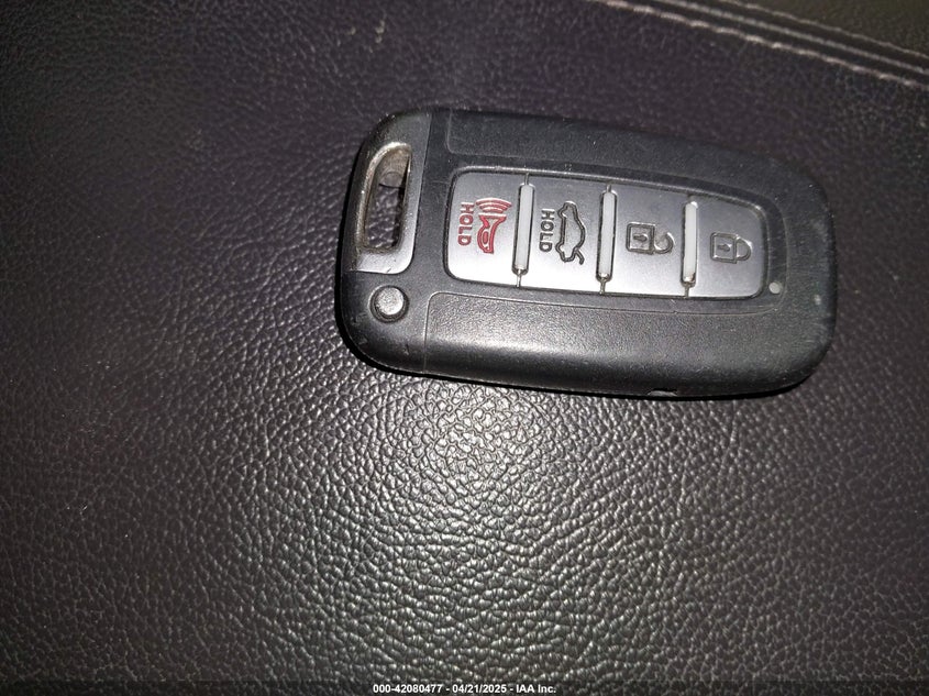 2015 HYUNDAI SONATA VIN: KMHEC4A46FA120728