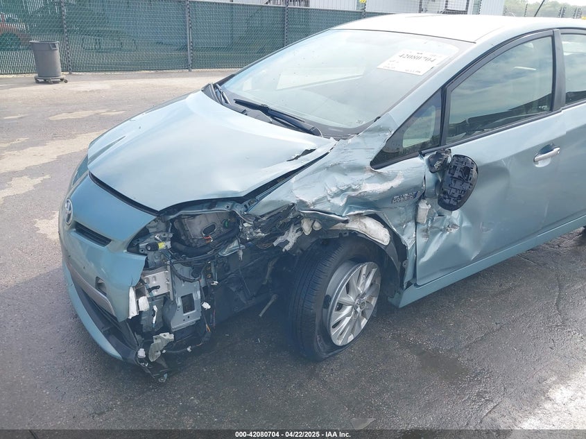 2013 TOYOTA PRIUS PLUG-IN VIN: JTDKN3DP1D3035895