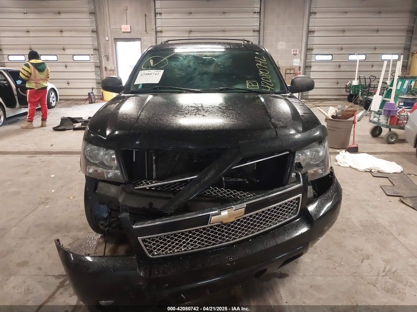 2008 CHEVROLET SUBURBAN 1500 VIN: 1GNFK16388J153783