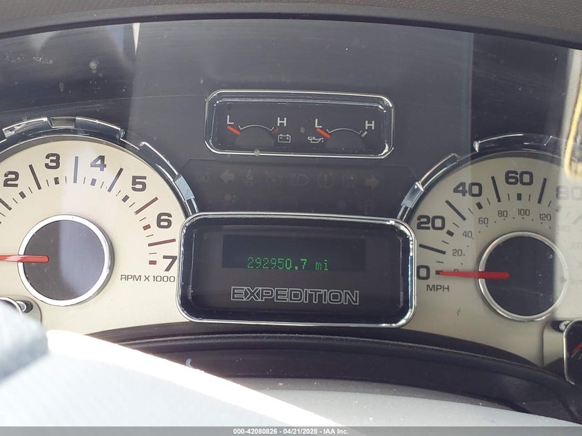 2007 FORD EXPEDITION VIN: 1FMFU155X7LA06840