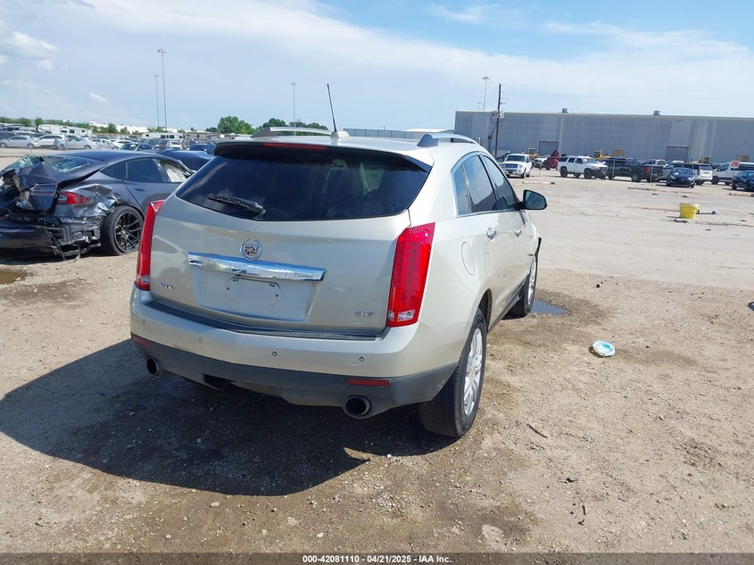 2015 CADILLAC SRX LUXURY COLLECTION - 3GYFNBE38FS528925