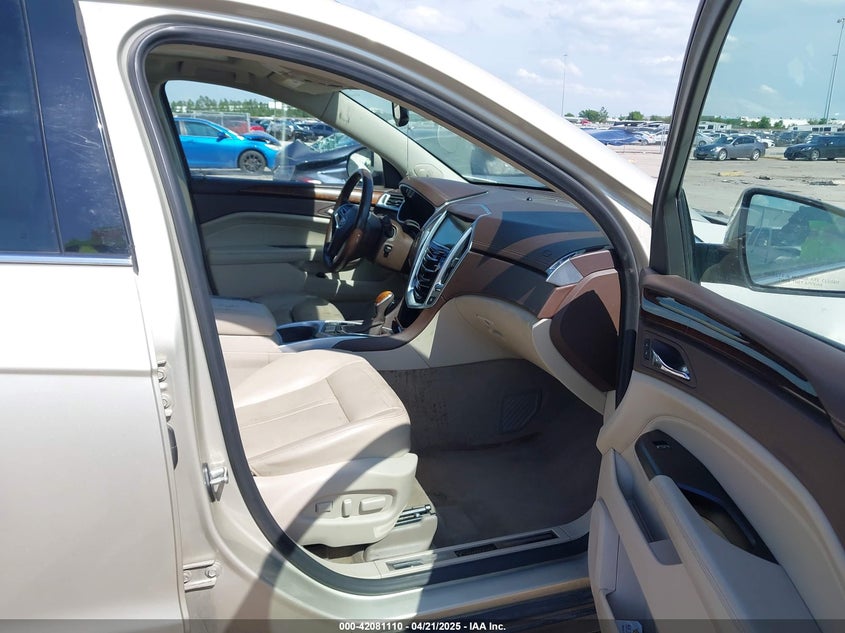 2015 CADILLAC SRX LUXURY COLLECTION - 3GYFNBE38FS528925