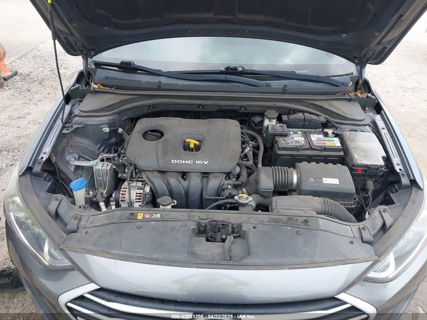 2018 HYUNDAI ELANTRA VIN: 5NPD84LF2JH386054