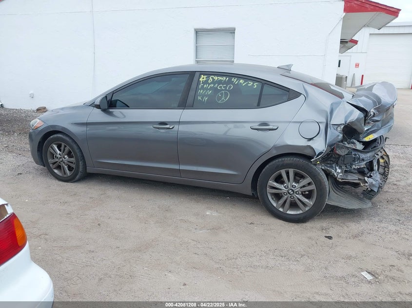 2018 HYUNDAI ELANTRA VIN: 5NPD84LF2JH386054