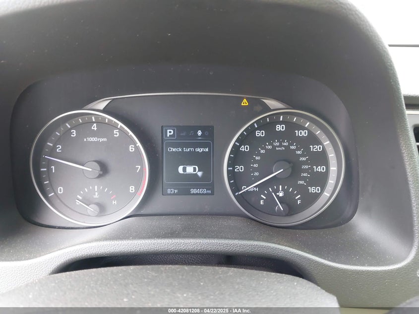 2018 HYUNDAI ELANTRA VIN: 5NPD84LF2JH386054