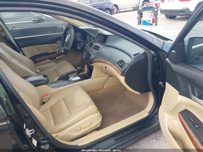 2012 HONDA ACCORD VIN: 1HGCP2F8XCA099024