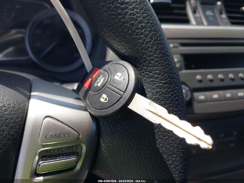 2014 NISSAN SENTRA VIN: 3N1AB7AP7EY261404